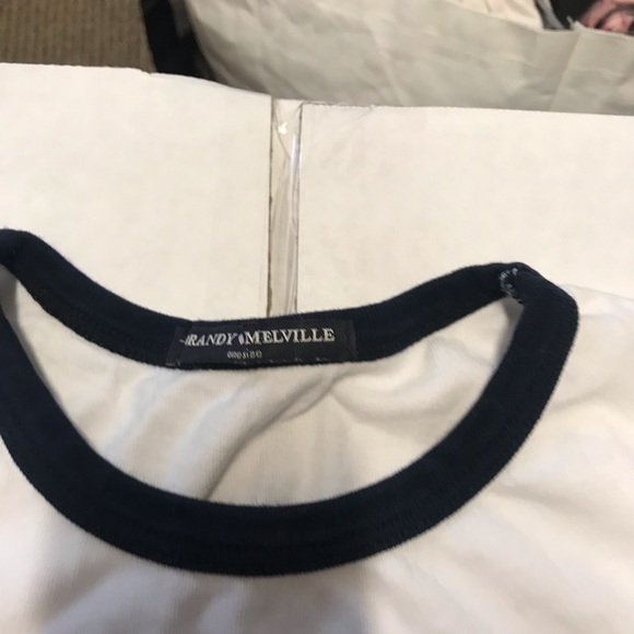 Brandy Melville crop top - Picture 2 of 2